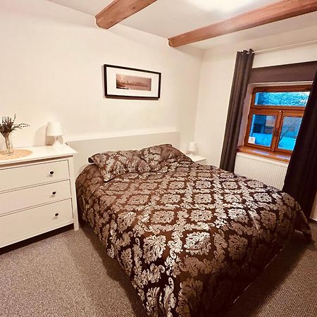 Dvur Stran & Wellness Otel Karlovy Vary Dış mekan fotoğraf
