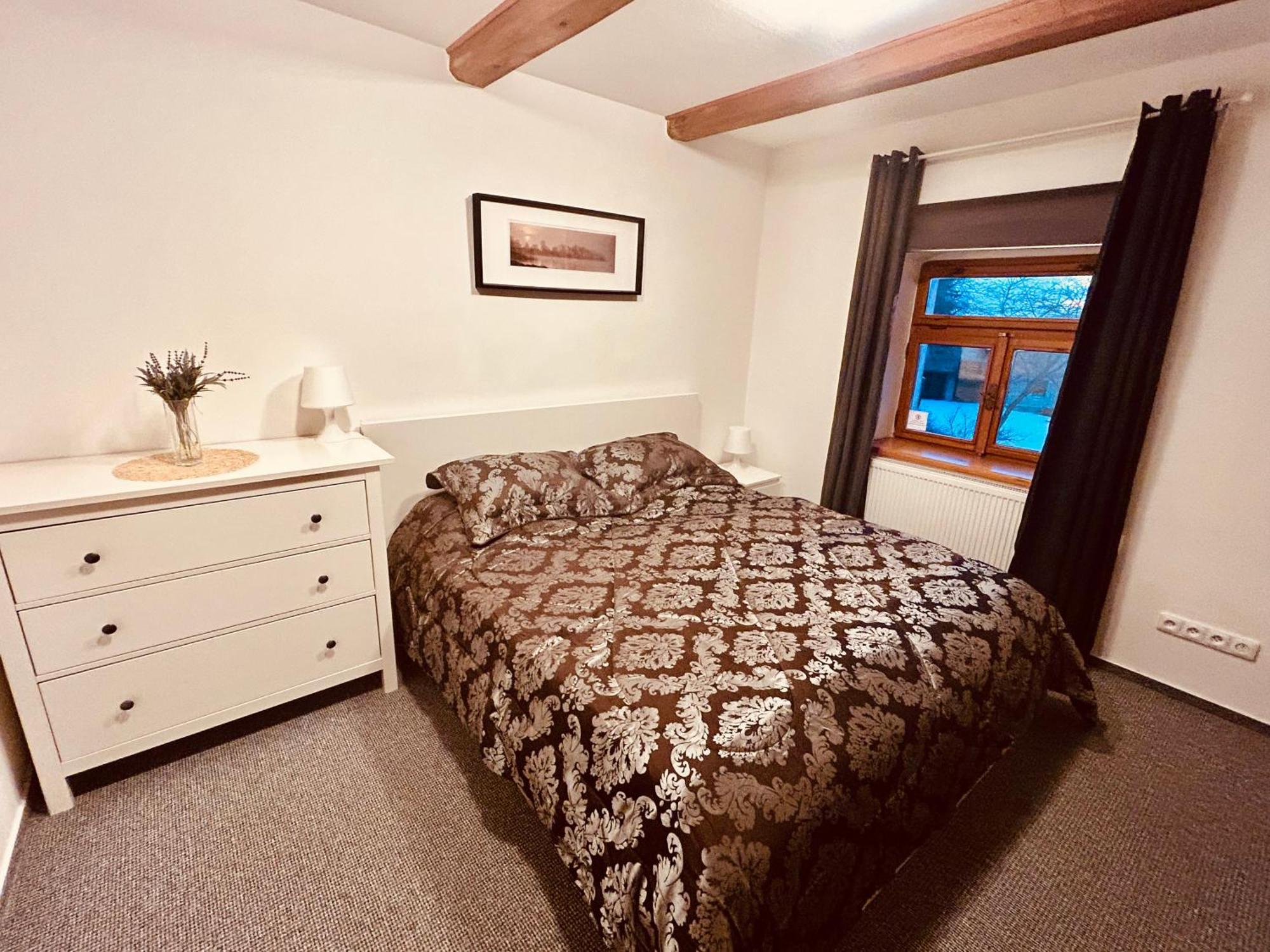 Dvur Stran & Wellness Otel Karlovy Vary Dış mekan fotoğraf