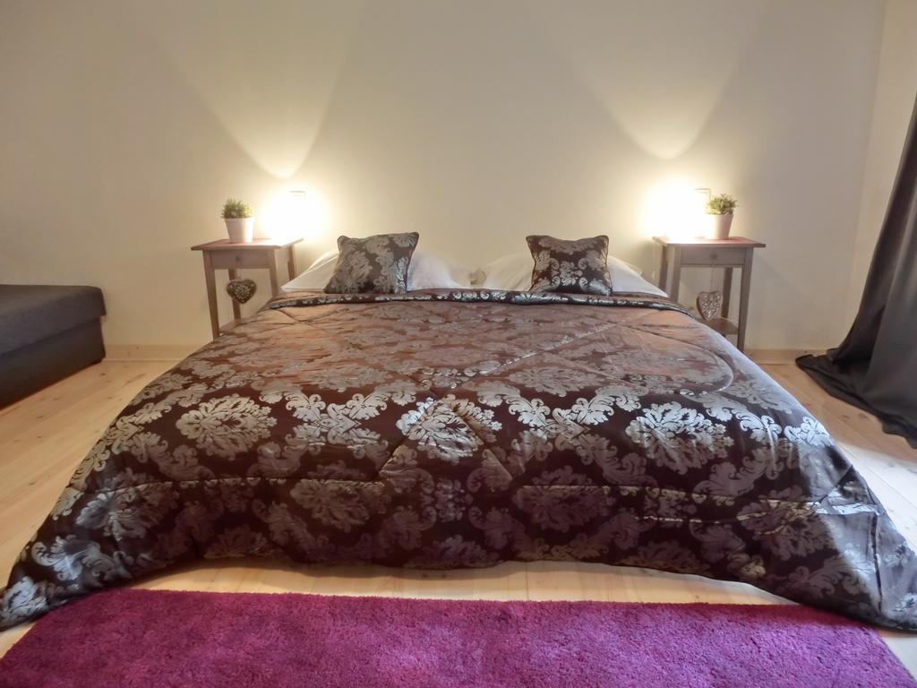 Dvur Stran & Wellness Otel Karlovy Vary Oda fotoğraf